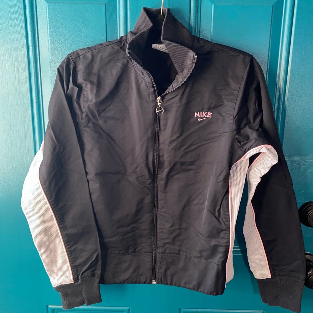 Nike windbreaker jacket